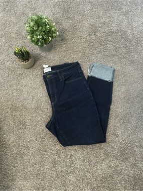 Universal Thread Dark Indigo High-Rise Cuffed Jeans